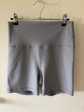 90 Degree By Reflex Ribbed High-Rise Bike Shorts - Light Gray
